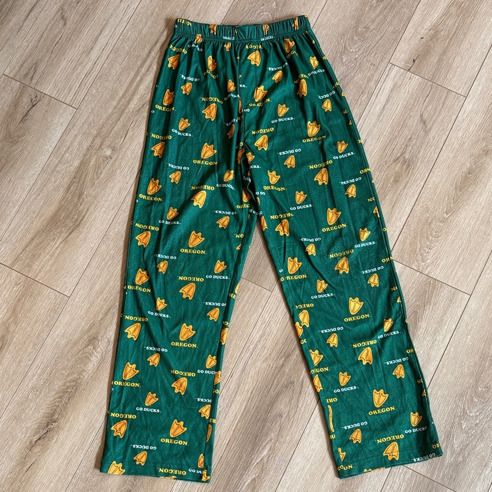 NCAA Oregon ducks Boys Lounge / Pajama Bottoms Sz xl 18/20